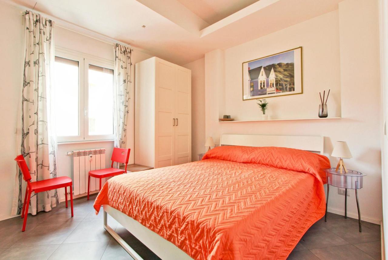 Roma Centro Storico * * * * *- Via Torino Suite Екстериор снимка